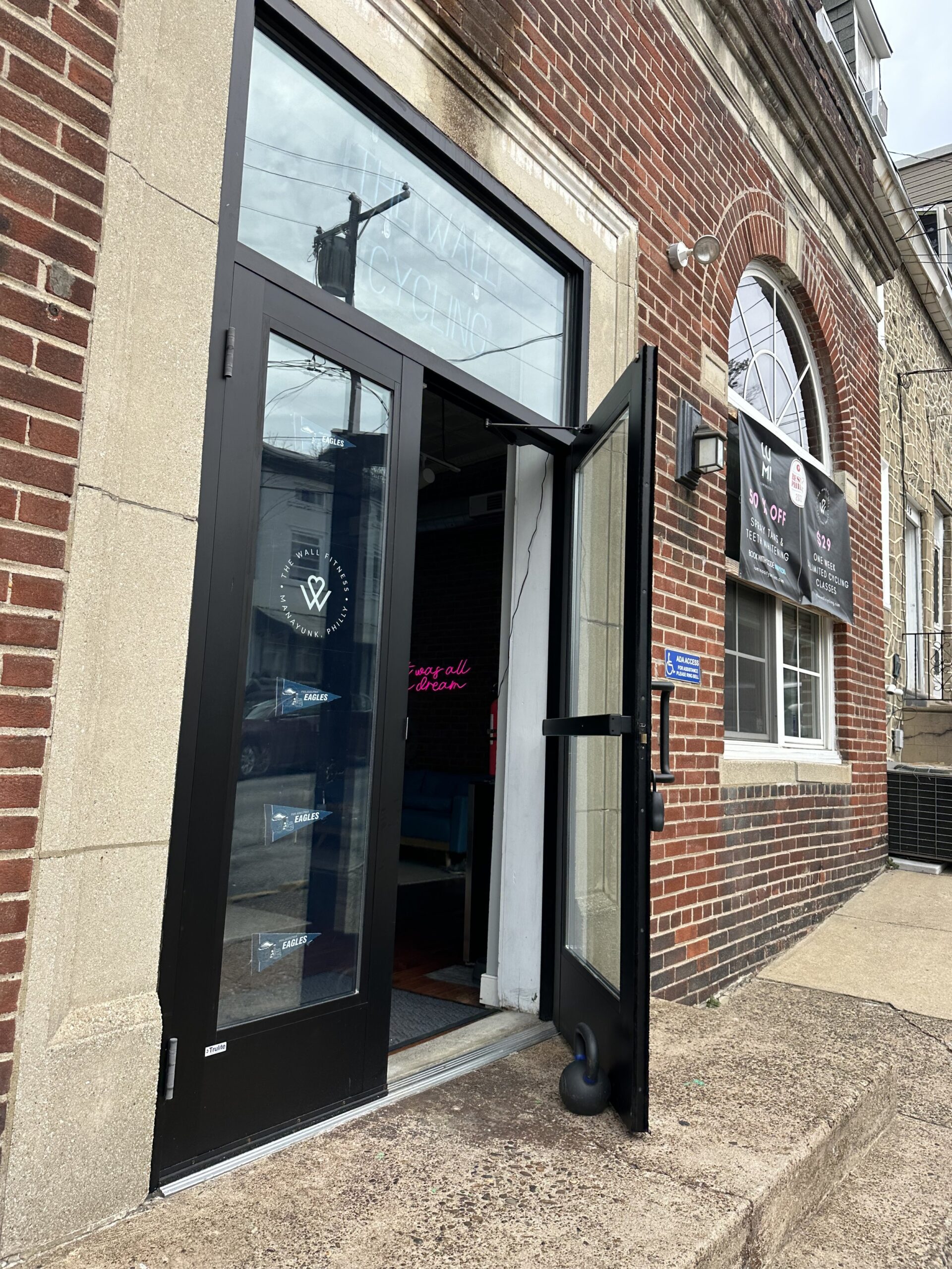 My First Barre Class Experience (and Why You Should Try it, Too!)